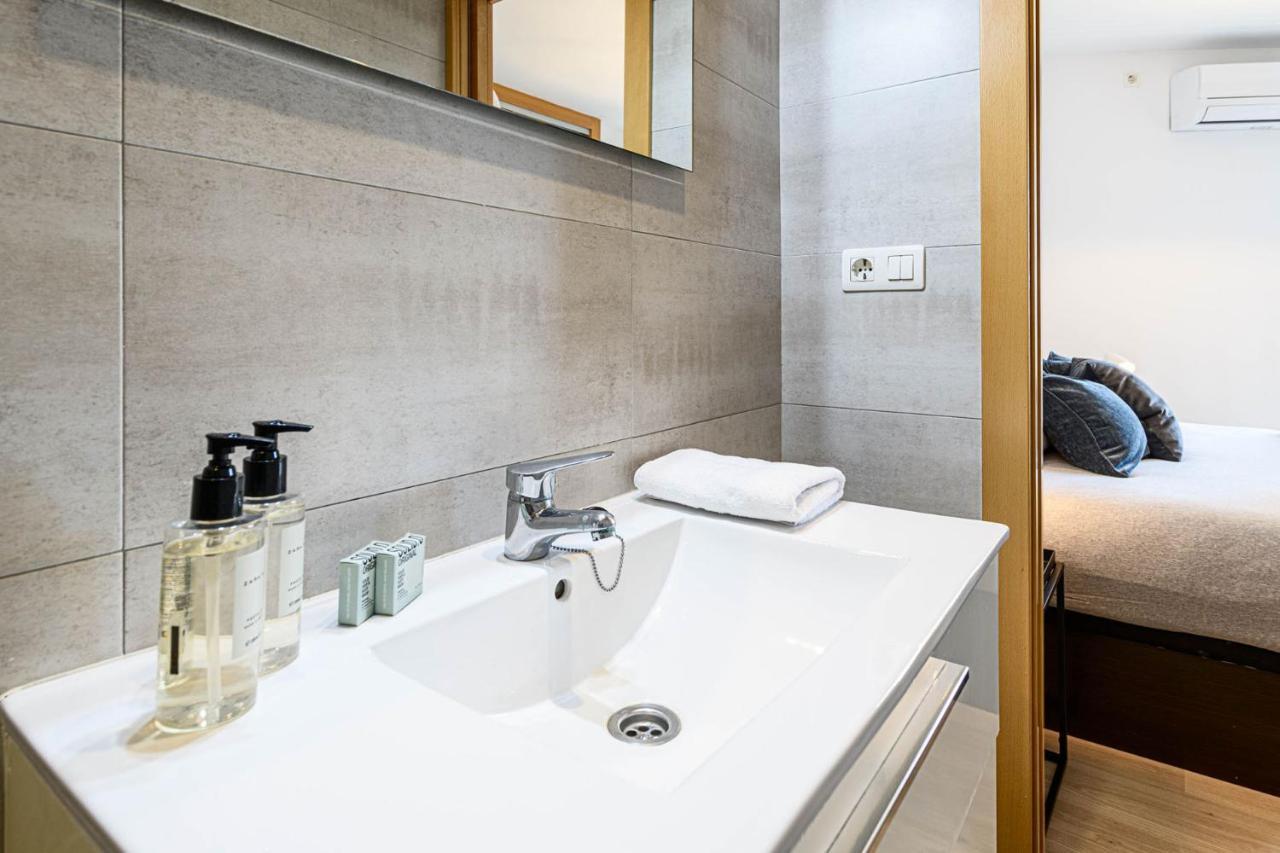 Mediterraneo Beach Apartment In Malaga By Solaga Holiday Homes Málaga Exterior foto